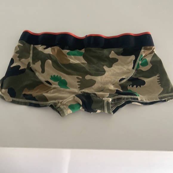 Diesel - Picture 3 of 3